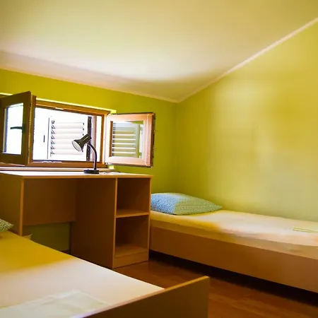 Apartment Toma *